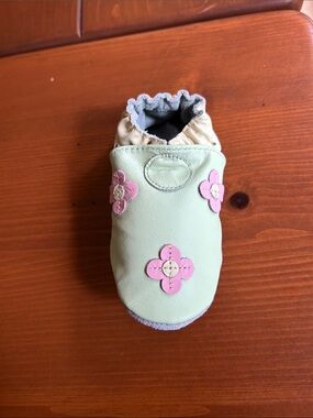 Robeez Soft Leather Slip-On Shoe in Mint with Pink Flowers